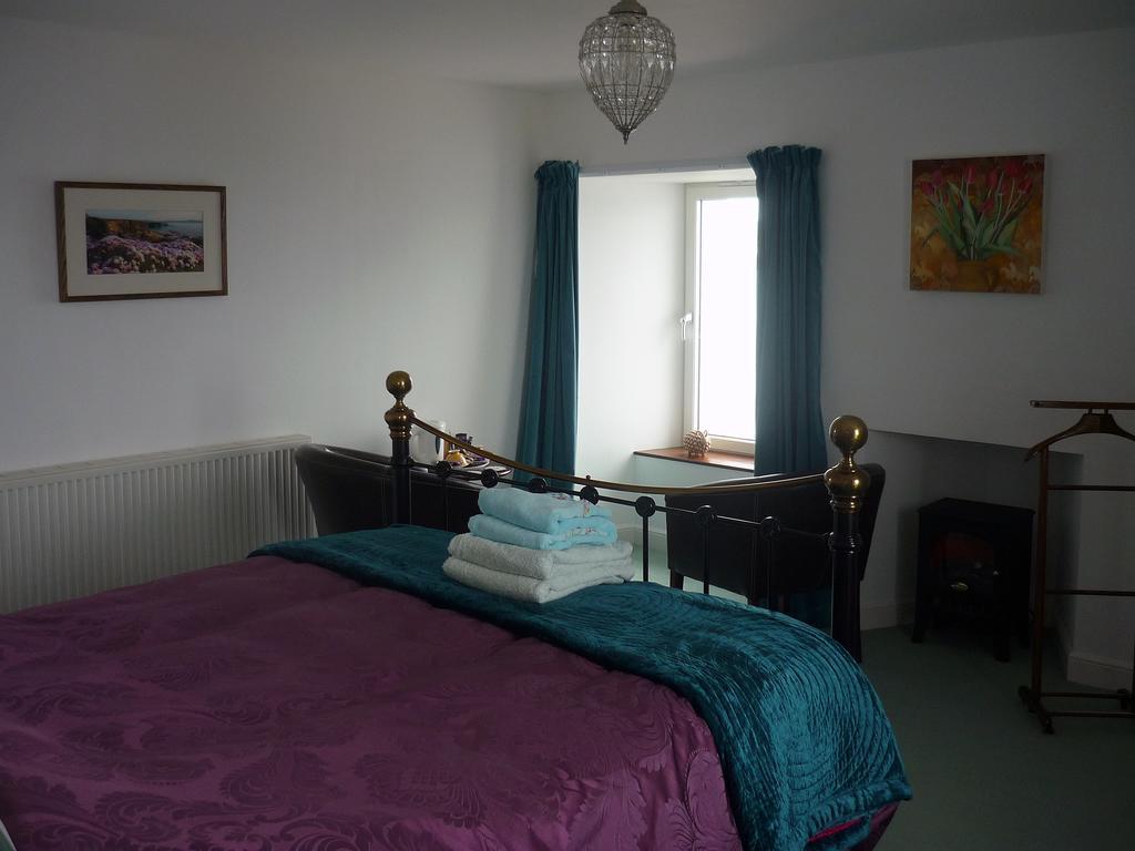 No 1 Broughton Bed & Breakfast Pierowall Ruang foto
